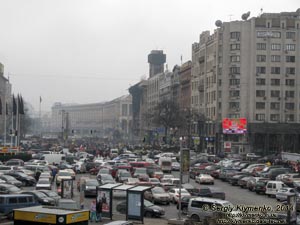 Фото Киева. Европейская площадь и Крещатик, вид от Городского парка. «Евромайдан» 2 марта 2014 года, около 13:30.
