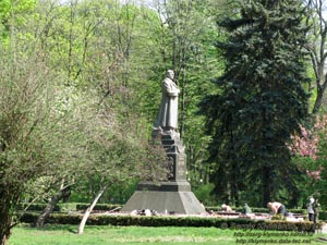 Фото Киева. Памятник Н. Ф. Ватутину.