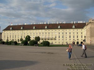 Вена (Vienna), Австрия (Austria). Фото. Площадь Героев - Хельденплац (Heldenplatz). Леопольдовский корпус (Leopoldinischen Trakt).