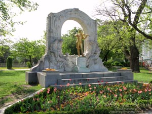 Вена (Vienna), Австрия (Austria). Фото. В Венском городском парке (Wiener Stadtpark). Памятник Иоганну Штраусу-младшему (Johann-Strauß-Denkmal).