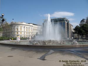 Вена (Vienna), Австрия (Austria). Фото. На Schwarzenbergplatz. Фонтан «Высокая струя» (Hochstrahlbrunnen).