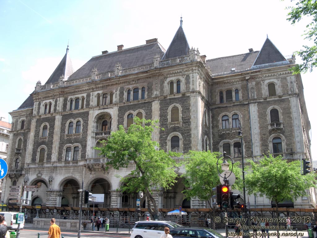 Будапешт (Budapest), Венгрия (Magyarország). Фото. Пешт. Вдоль проспекта Andrássy (Andrássy út). Дворец Drechsler, бывший Институт балета (Drechsler-palota).