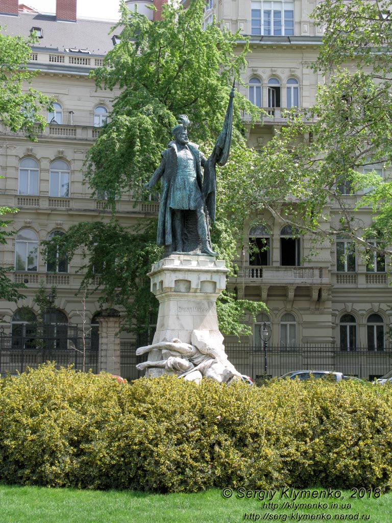 Будапешт (Budapest), Венгрия (Magyarország). Фото. Пешт. Kodály körönd - площадь на пересечении проспекта Andrássy (Andrássy út) с улицей Felsőerdősor (Felsőerdősor u.)