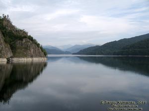 Румыния (România), Трансфэгэрашское шоссе (Transfăgărăşan). Фото. Озеро Видрару (Lacul Vidraru).