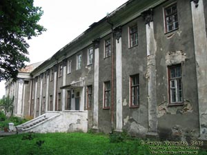 Броды. Фото. Дворец Потоцких (середина XVIII века) во дворе Бродовского замка.