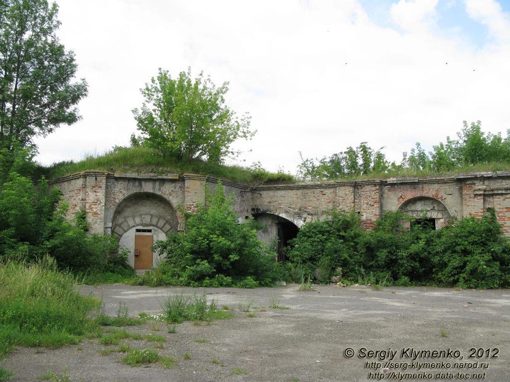 Броды. Фото. Крепость (Бродовский замок). На территории крепости.