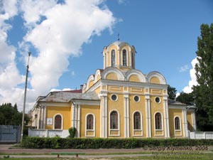 Чернигов. Фото. Храм Черниговских святых князя Михаила и боярина Федора, 2-я половина XVIII века.