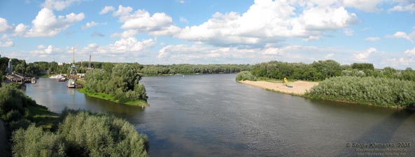 Чернигов. Фото. Вид на реку Десна (против течения) с пешеходного моста.