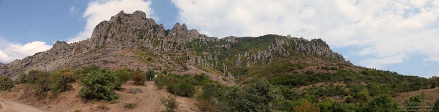 Гора Демерджи (панорама ~120°).