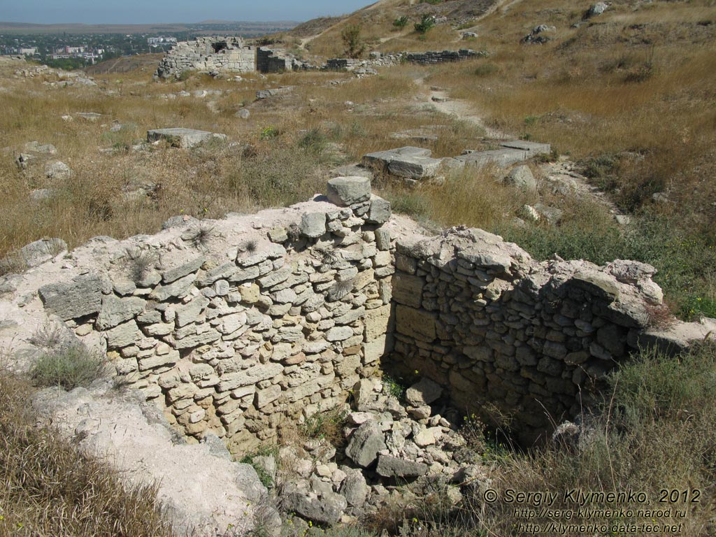 Крым, Керчь. Фото. Городище Пантикапей. Раскопки античного полиса на горе Митридат.