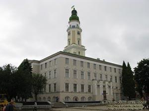 Львовская область. Дрогобыч. Фото. Городская ратуша (пл. Рынок, 1).