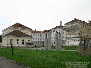 Львовская область. Город Стрый. Фото. Мемориальный комплекс «Борцам за волю Украины» (ул. Олесницкого, 4).