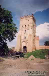 Луцк. Фото. Верхний замок. Вратная башня (вид снаружи замка).