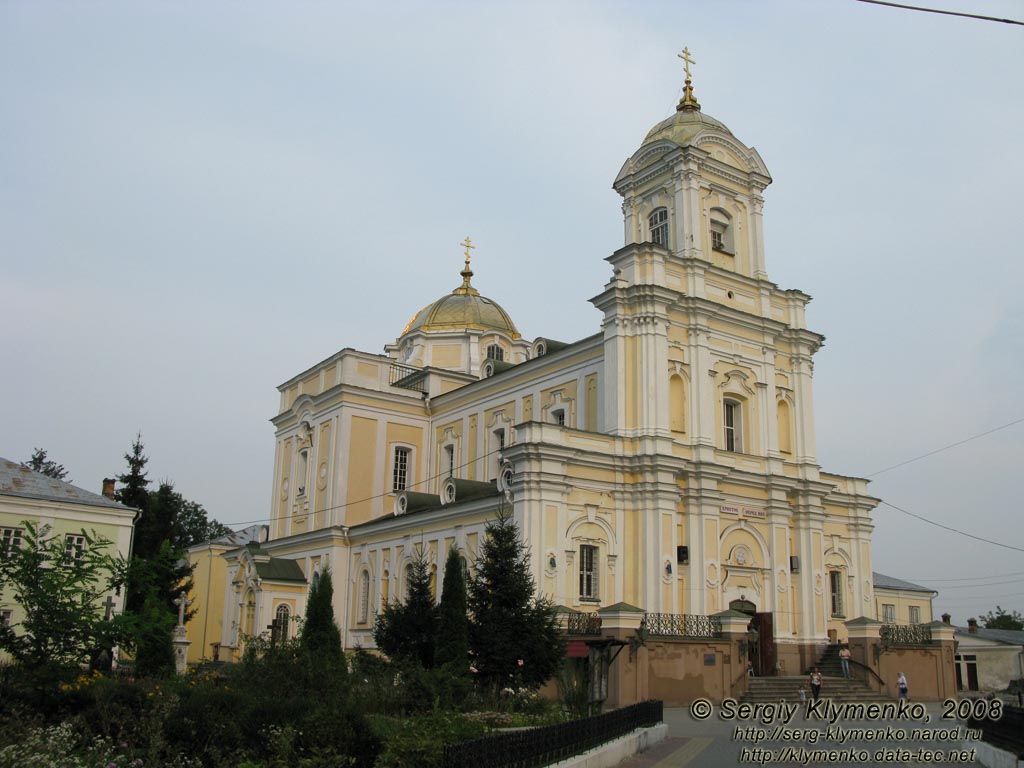 Луцк. Фото. Свято-Троицкий кафедральный собор, памятник архитектуры 1752-1755 годов.