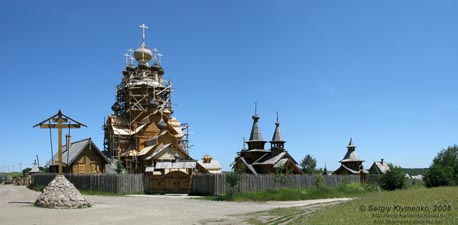 Донецкая область. Святогорский монастырь, деревянный скит с церковью в честь Всех святых.