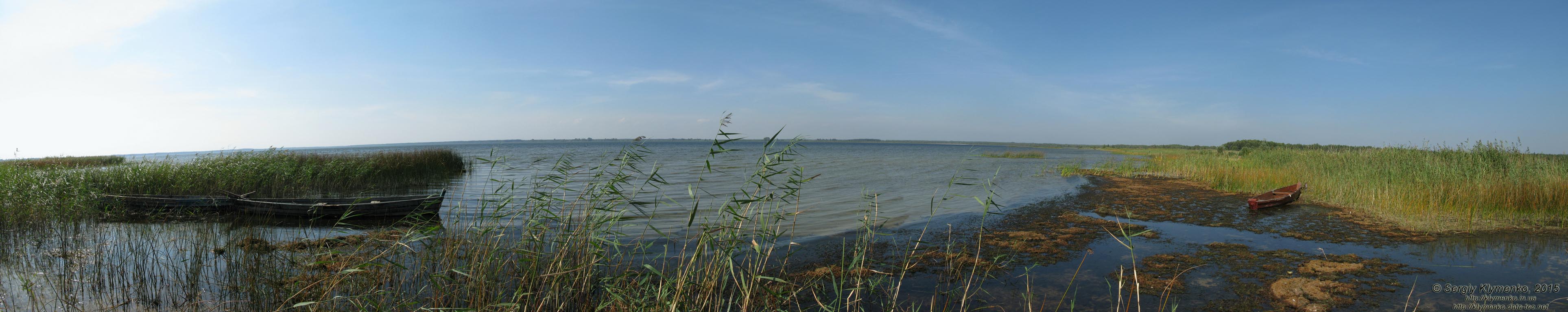 Волынь, Шацкие озёра. Фото. Живописный вид Пулемецкого озера. Панорама ~210° (51°31'46.00"N, 23°45'48.00"E).