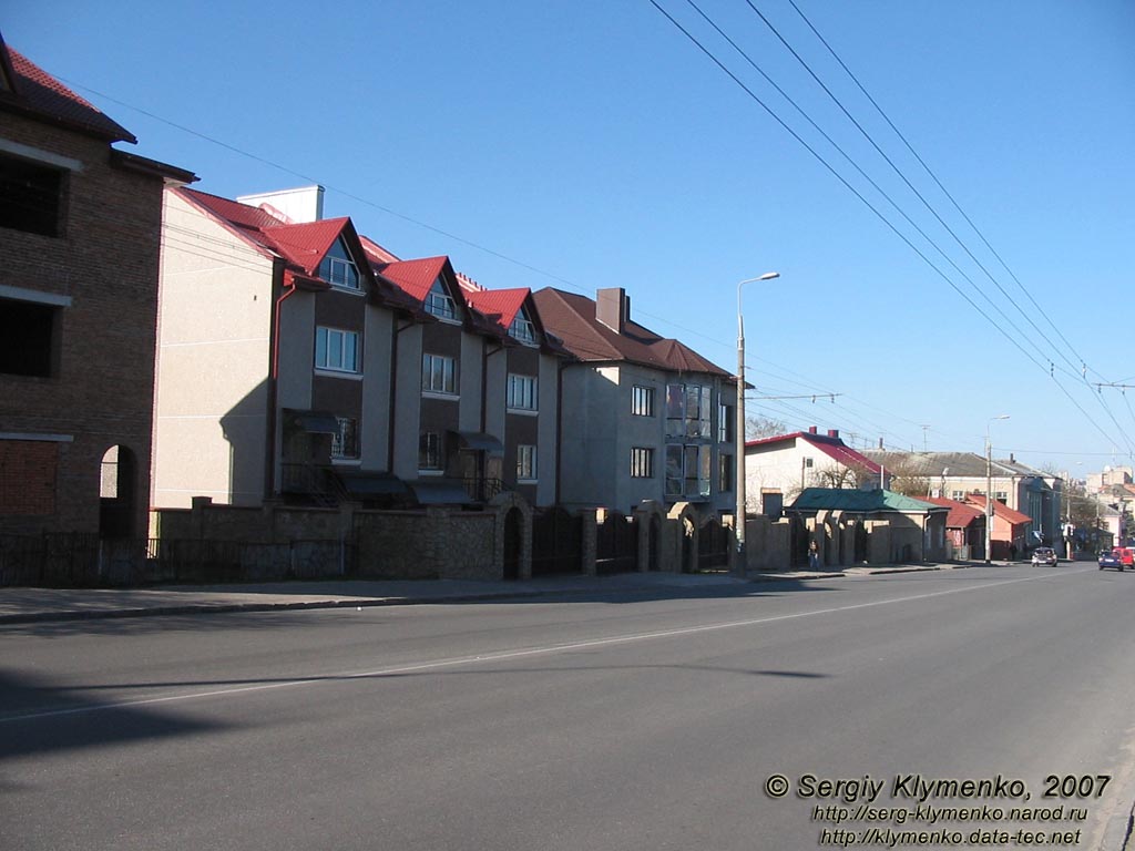 Тернополь. По проспекту Степана Бандеры, апрель 2007.